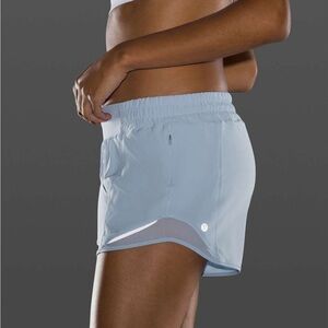 Lululemon Athletica Linen Blue Hotty Hot 4” Shorts in Size 8